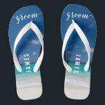Tongs Calligraphie Beach Groom Mariage Flip Flops<br><div class="desc">Calligraphy beach Groom noce flip flops avec larges sangles et texte personnalisable - vous pouvez ajouter le nom de Groom</div>