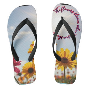 Tongs Champ de tournesols Art numérique – Lever de solei