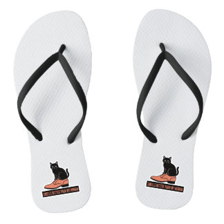 Tongs Chat sarcasique en linogravure dans une chaussure