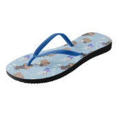 Tongs Chats en boîte et gouttes de lait sur bleu (Incliné)