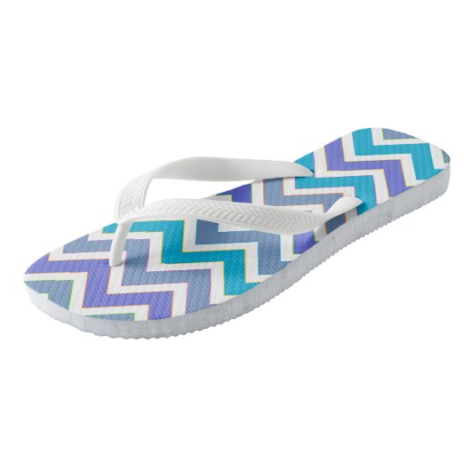 Tongs Chevron Motif tons bleu (Incliné)