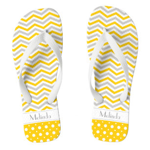 Tongs Chevron & pois modernes jaune, gris, blanc