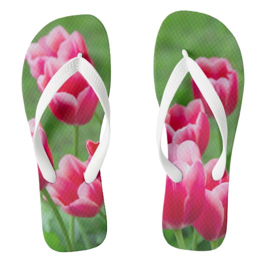 Tongs De mignonnes tulipes écarlate dans le jardin (Semelle)
