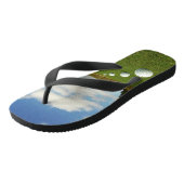 Tongs Des Ballons De Golf Sur Le Vert, (Incliné)