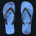 Tongs Elégante Chinoiserie Bleue Chic Mariage vient de s<br><div class="desc">Dotés d'une chinoiserie illustrant le motif floral sur l'arrière - plan bleu, et de mots mariages typographie, ces élégantes tongs sont une jolie idée bleue pour votre mariage. Ils ajouteront une dose élégante de glamour à votre jour de mariage, de fête de bachelorette ou autre célébration. customisez-le avec votre libellé...</div>