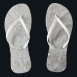 Tongs élégante dentelle de perle de rhinocéros blanc chi<br><div class="desc">élégants accessoires de mode en dentelle blanche chic de rhinocéros. accessoires de mode en dentelle nuptiale.</div>