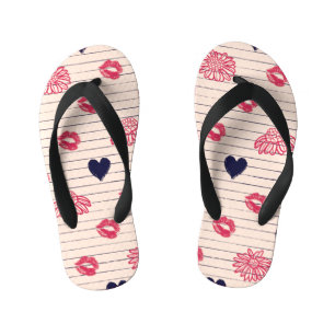 Tongs Enfants Coeurs rouges, lèvres, marguerites motif.