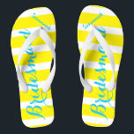 Tongs Femme de chambre personnalisée Turquoise Jaune N'i<br><div class="desc">Primrose Yellow Elegance and White Stripes with Turquoise Aqua Blue Font - Change Yellow and Turquoise Font to Any Color en cliquant sur customiser/modifier. Et dis tout ce que tu veux. Faites-en un de ces flip flops qui ont VOTRE message sur eux. Parlez de la plage !</div>