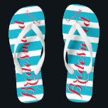 Tongs Fille d'honneur Aqua ou toute couleur<br><div class="desc">Motif Sea Blue Aqua Stripes - Changez dans n'importe quelle couleur en cliquant sur personnaliser. Et dis tout ce que tu veux. Faites-en un de ces flip flops qui ont VOTRE message sur eux. Parlez de la plage !</div>
