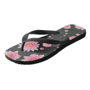 Tongs Floating Pink Lotus Flowers