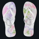 Tongs FLORAL CHIC MARIAGE SWEET PEAS Bride<br><div class="desc">Sandales de mariée pour correspondre à la collection - Floral Chic Mariage Sweet Peas en rose et lavande avec jolie calligraphie et polices modernes</div>