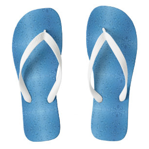 Tongs Gouttes d'eau sur fond de ciel bleu