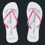 Tongs Juste married personnalisable<br><div class="desc">Flip-flops personnalisables comme cadeau pour le couple ou cadeau d'accueil à votre mariage.</div>