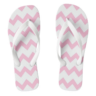 Tongs Le chevron rose et blanc du zigzag est de couleur