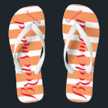 Tongs Maid personnalisé d'honneur rouge et corail<br><div class="desc">Personnalisé Rouge et Corail Orange Sherbert Stripes Motif - Changez dans n'importe quelle couleur en cliquant sur personnaliser. Et dis tout ce que tu veux. Faites-en un de ces flip flops qui ont VOTRE message sur eux. Parlez de la plage !</div>