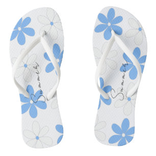 TONGS MODÈLE FLEURIE D'ÉTÉ SKY BLEU ET FLEURS BLANCHES