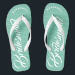 Tongs Monnaie De Bridesmaid Ou Tout Motif De Bandes Coul<br><div class="desc">Motif des bandes de menthe - Changez dans n'importe quelle couleur en cliquant sur personnaliser. Et dis tout ce que tu veux. Faites-en un de ces flip flops qui ont VOTRE message sur eux. Parlez de la plage !</div>