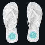 Tongs Monogramme gris et turquoise de Damas florales<br><div class="desc">sandales à tongs imprimées sur mesure avec un élégant motif à damas floral élégant et votre monogramme ou autre texte personnalisé dans un cadre circulaire. Cliquez sur Customiser pour modifier les polices de texte et les couleurs ou ajouter vos propres images pour créer un design unique et unique !</div>