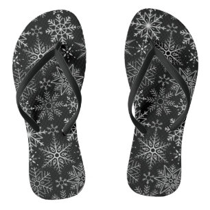 Tongs Motif de flocon de neige blanc. BG bleu clair