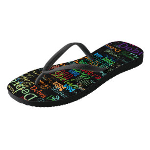 Tongs Noms de couleurs sur fond noir 