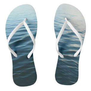Tongs Nuances d'eau bleue Photographie de la nature Abst
