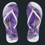 Tongs Purple Lavender Gold Bridesmaid Favoriser Monogram<br><div class="desc">Vous aimerez ce cadre aquarelle couleur or violet et lavande avec des textures de parties scintillant or. Idéal pour vos salles mariages !</div>