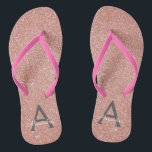 Tongs Rose Rose Parties scintillant Or & Monogramme étin<br><div class="desc">Rose Rose Or et gris fusain (gris) Faux Parties scintillant et Faux Girly Beach Wedding Flip Flops. Ces tongs en or rose Girly peuvent être customisés pour inclure votre nom initial et prénom et sont une douche nuptiale parfaite,  une fête de bachelorette ou une fête d'anniversaire sur la plage.</div>
