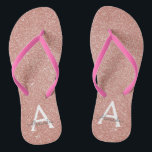 Tongs Rose Rose Parties scintillant Or & Monogramme étin<br><div class="desc">Parties scintillant Rose Rose Gold Faux et Flip Flops de mariage Faux Girly Beach. Ces tongs en or rose Girly peuvent être customisés pour inclure votre nom initial et prénom et sont une douche nuptiale parfaite,  une fête de bachelorette ou une fête d'anniversaire sur la plage.</div>