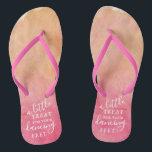 Tongs Un Petit Plaisir Pour Vos Pieds De Danse - Tropica<br><div class="desc">Célébrez dans le style avec ces tongs mariages branchés. Ce design est facile à personnaliser avec votre propre libellé et vos invités seront ravis quand ils reçoivent ces fabuleuses faveurs de fête.</div>