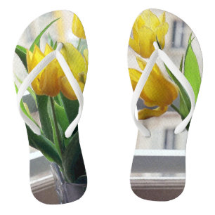 Tongs Vue à travers les tulipes jaunes