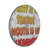 Tongue Tied: Grappige Tong Quote Kleurrijke Tekst Dartbord (Voorkant Links)