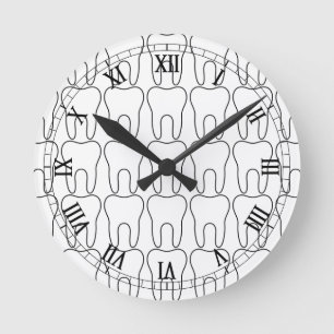 Tooth O'Clock Classic Roman Numerals Ronde Klok