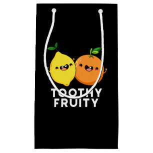 Toothy Fruity Fruit Pun Dark BG Klein Cadeauzakje