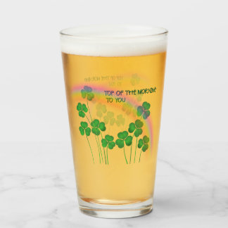 Top van de 'Morning Saint Patrick's Day Clovers' Glas