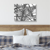 Topsy Turvy Entwin Black en White Lines Canvas (Insitu (Slaapkamer))