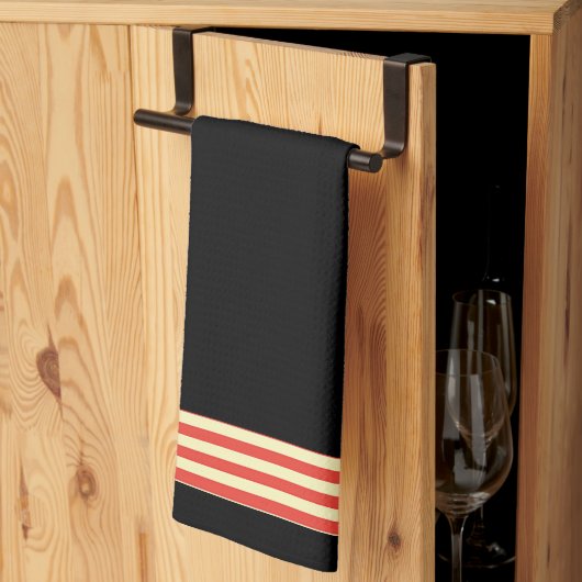 Torchon de cuisine à rayure noire et rouge (Pliage en tiers)