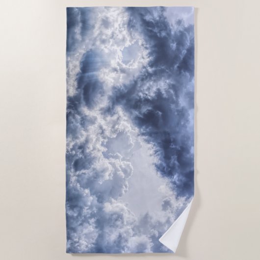 Torride nuages serviette de plage (Devant)