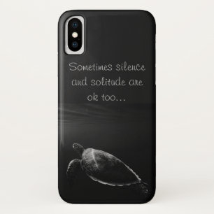 Tortue de natation de coque iphone gris-foncé,