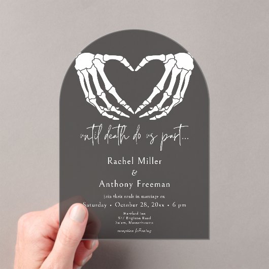 Tot de dood Skeleton Hands Arch Black Wedding Acryl Uitnodigingen (Insitu (Draagbaar))