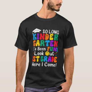 Tot ziens kleuters, groep 3 hier kom ik weer t-shirt