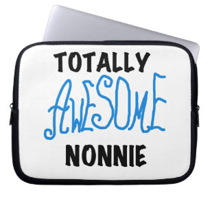 Totaal Geweldige Nonnie Blue Tekst Tshirts en gesc Laptop Sleeve