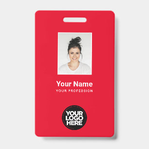 Totaal rode personeelsfoto, streepjescode, logo, n badge