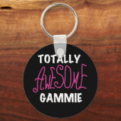 Totaal Roze T-shirts Geweldige Gammie en Giften Sleutelhanger (Voorkant)