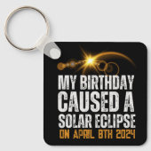 Totaal Solar Eclipse Grappige Verjaardag 4-8-2024  Sleutelhanger (Voorkant)