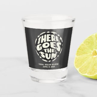 Totale Zonsverduistering 2024 Daar gaat de zon Shot Glas