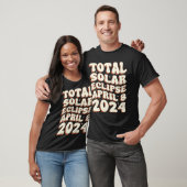 Totale Zonsverduistering April 8 2024 Retro Groovy T-shirt (Unisex)