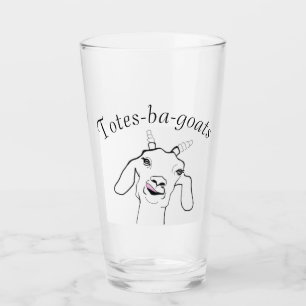 Totalement verre de chèvre