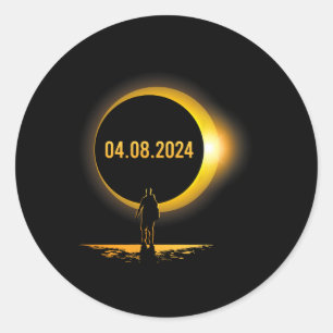 Totaliteit 04 08 24 Grappige totale zonsverduister Ronde Sticker