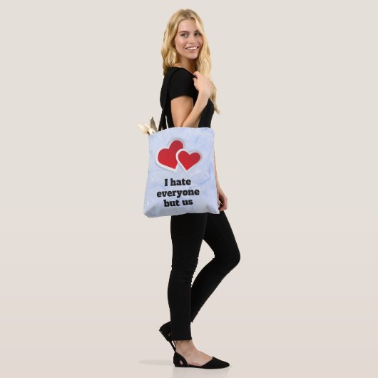 Tote Bag 2 Red Hearts (Sur le modèle)