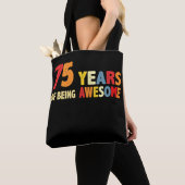 Tote Bag 75 Ans D'Être Des Cadeaux Impressionnants 75 Ans (De près)